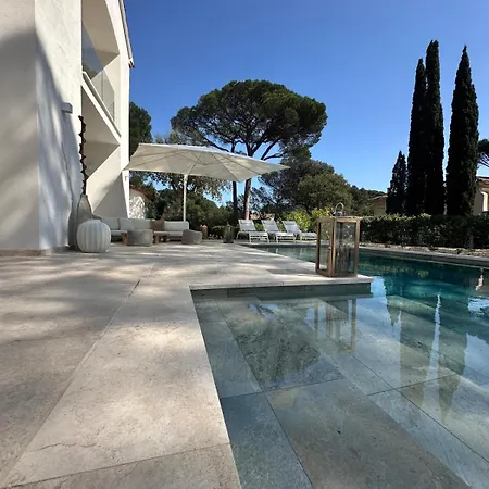 Juliette Dans Le Golfe De Saint Tropez, A 250 M De La Villa *