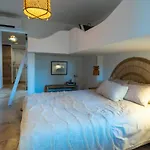 Villa Juliette Dans Le Golfe De Saint Tropez, A 250 M De La *