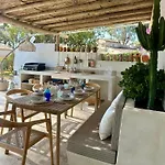 Juliette Dans Le Golfe De Saint Tropez, A 250 M De La Grimaud