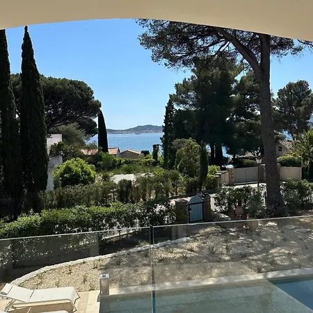 Juliette Dans Le Golfe De Saint Tropez, A 250 M De La Grimaud